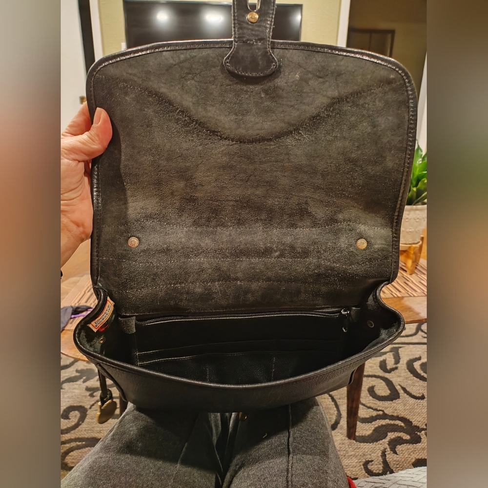 Vintage Dooney & Bourke Black Leather Satchel - Picture 11 of 12